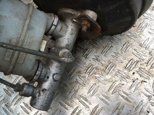 Brake master cylinder for - ,